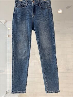 Nicole Miller Straight-Leg Jeans in Mid Blue